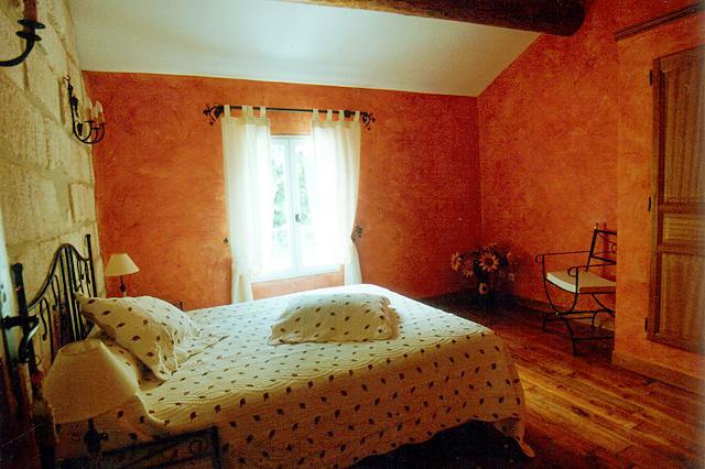 L'Oustau De Mistral Hotel Eyragues Room photo